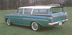 Styling of the 1961 AMC/Rambler Ambassador was radically changed from earlier models.