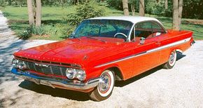 1961-1964 Chevrolet Impala Super Sport front view.