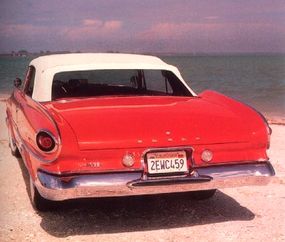 1961 Dodge Polara D500 Convertible full view.
