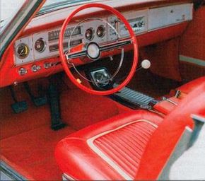 A more-conventional instrument panel and a newconsole were used inside the 1964 Dodge Polara 500.