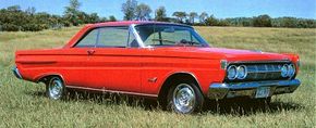 1964 Comet Cyclones looked a lot like standard Comets except for their chrome wheel covers. See more classic car pictures.