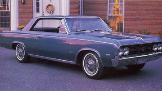 1964年Oldsmobile Cutlass 4-4-2“border=