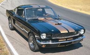 1966 Long-Nose Ford Mustang A/FX: Purpose & power