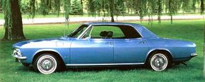 Four-doors were hardtops rather than pillared sedans, but by 1966 their popularity was waning.