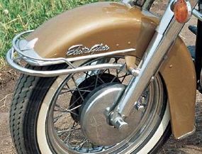 Electra-Glide script on the front fender advertised themodel's new electric starter.