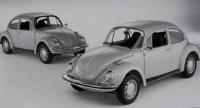 1973 Volkswagen Beetle (background), 1973 Volkswagen Super Beetle (foreground)