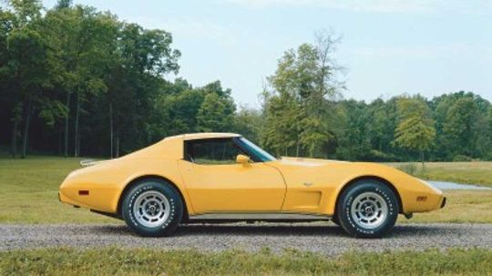 1977 Corvette“border=