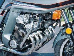 The CBX's signature was its engine's waterfall ofgleaming exhaust pipes, one for each of six cylinders.