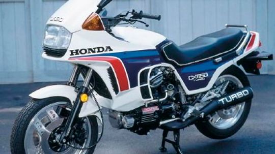 1983年本田CX650T＂border=