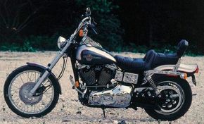 The FXDWG Wide Glide's two-tone silver paint scheme replaced the 1980 Wide Glide's flame theme.