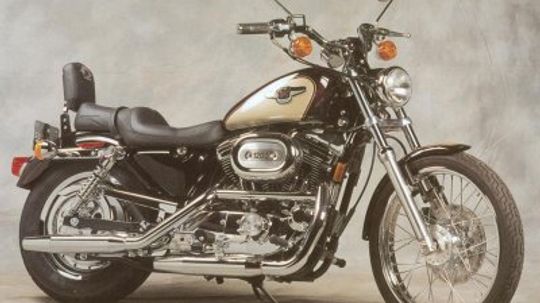1998年哈雷xl - 1200 c Sportster”border=