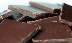 Eating dark chocolate can increase circulation in the skin and improve its ability to retain moisture.