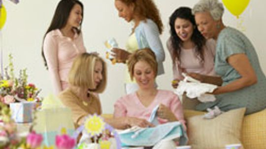10 Traditional Baby Shower Games