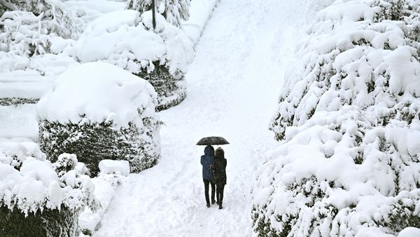 10 Biggest Snowstorms of All Time