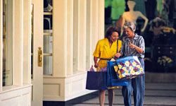 two women shopping