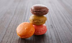 Macarons may look like tiny hamburgers, but they're certainly sweeter!