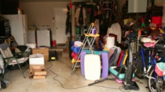 10 Facts About Hoarding
