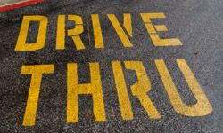 停止空转!”width=