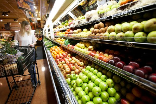 10 Ways Grocery Stores Trick You Into Spending More