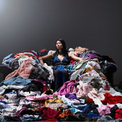 看这张照片能让你累了。”width=