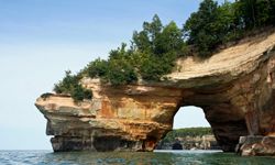 In winter, fewer people head to Pictured Rocks to enjoy the amazing lakeshore.