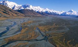 A landscape featuring large sections of silty soil&nbsp;