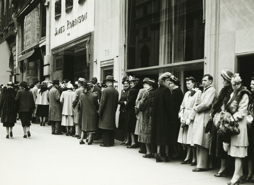Crowds stand in line at James Robinson cinema, in New York in the 1940s. George Marks/Getty Images