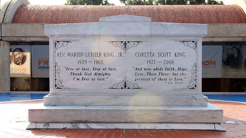 tombs of Martin Luther King, Jr. and Coretta Scott King