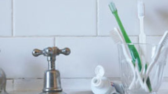 5 Easy Cleaning Tips for the Bathroom