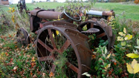 5 Awesome Antique Tractors