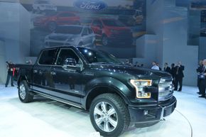 全新的2015年福特F-150具有高强度的军事级，铝合金机身。“border=