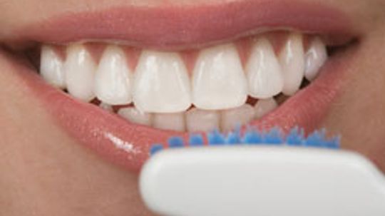 5 Home Remedies for Gingivitis