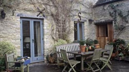 Top 10 Ideas for Outdoor Living Spaces