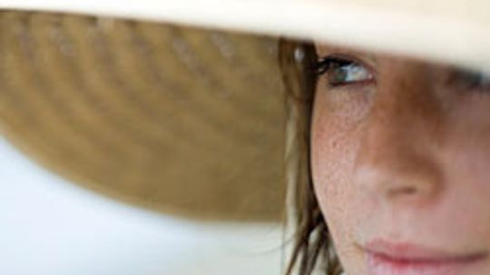 10 Ways to Protect Your Skin From Sun Damage