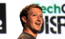 Facebook背后的人,马克•扎克伯格(Mark Zuckerberg)飙升到名声几乎一夜之间——让人们不知道他是真的很喜欢。”width=