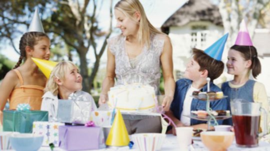 5 Things Kids Should Know: Party Etiquette